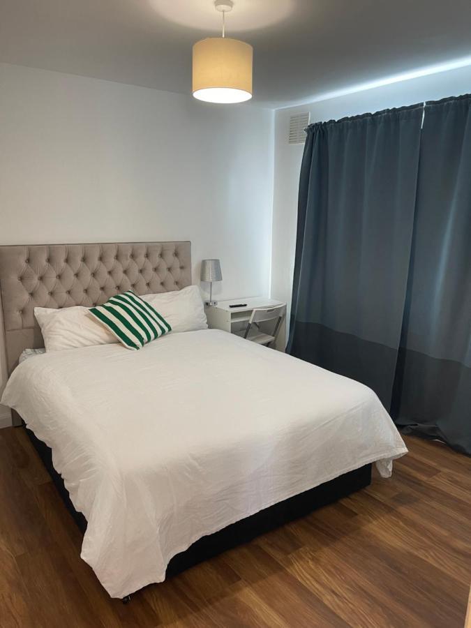 Shared House On Lakewood Crescent Hotell Bristol Eksteriør bilde